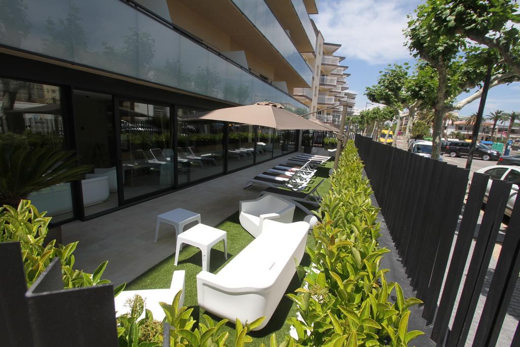 Apartamentos Cambrils Playa Spa Luaran gambar